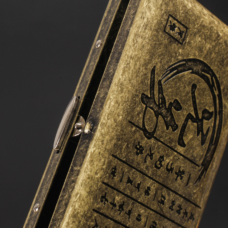 Slim Embossed Cigarette Case 2 - Smoking & Vaping Accessories recension och pris